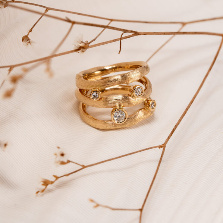 Natur ring med brillianter