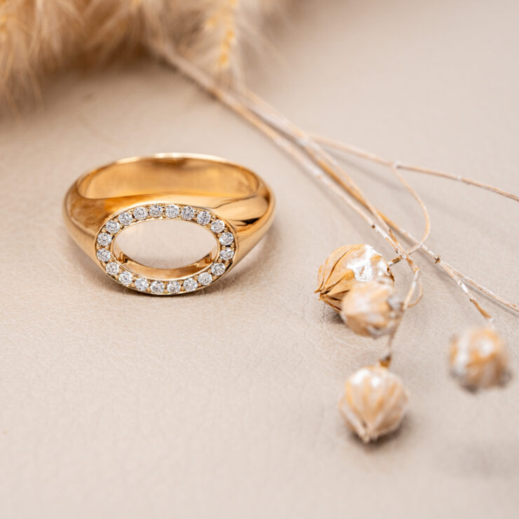 Signetring med brillianter