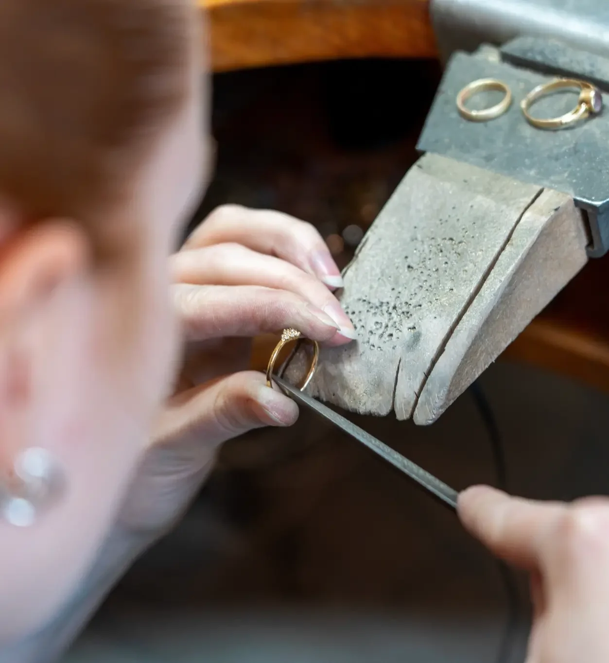 smykkevaerksted Smykkeværksted